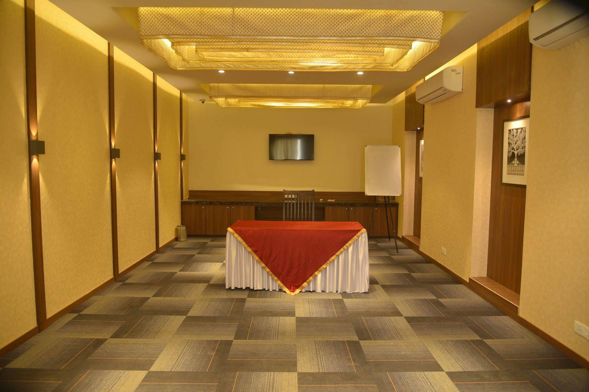 Hotel Gandharva- A Green Hotel Jaipur Exterior photo
