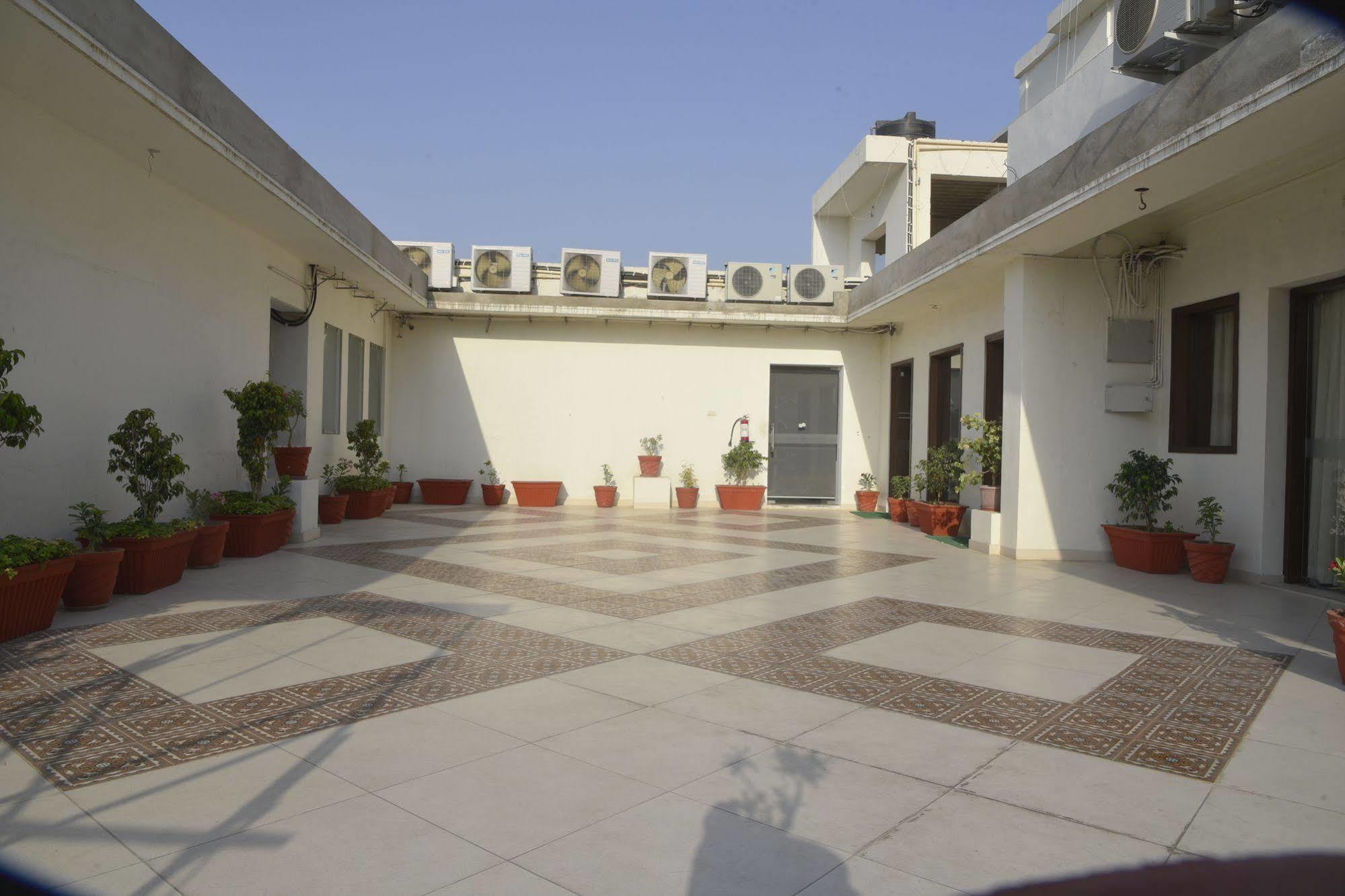 Hotel Gandharva- A Green Hotel Jaipur Exterior photo